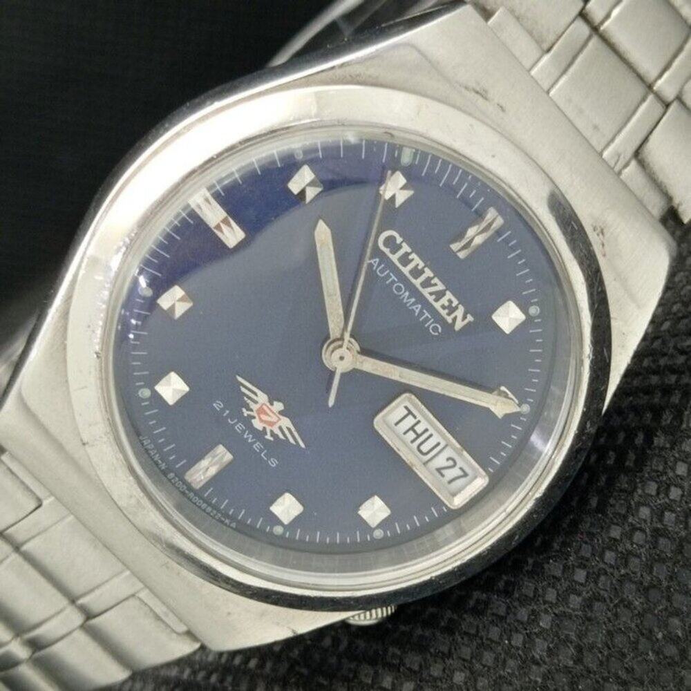 Vintage 1977 Citizen Automatic Mens Silver Watch W/daydate & Blue accents